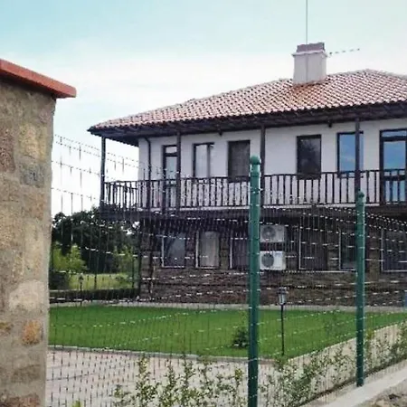 Two-bedroom Holiday In Velika Village Semesterbostad *