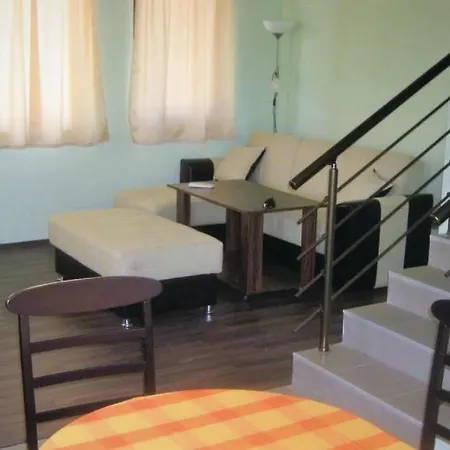 Semesterbostad Two-bedroom Holiday In Velika Village *